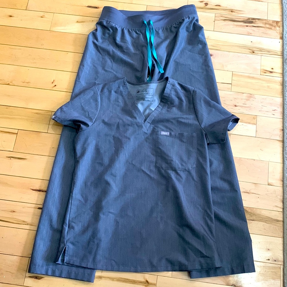 Grey FIGS scrub pants and top set